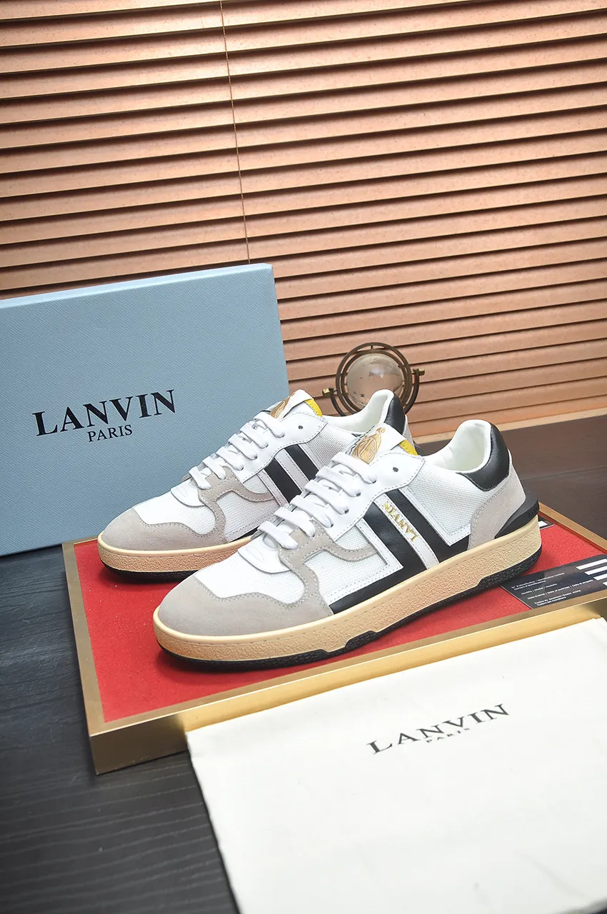 Men's men's shoes💰540💶[LANVIN] The latest lace-up fashionable casual couple sneakers, high-quality CLAY couple series‼ ️ The latest trendy products of the season 🌈Many bloggers have planted grass and purchased the original open-mold customization. The upper and outsole are sewn with mark threads without edge sealing. A variety of material splicing combination design. Very versatile for fashionable and casual wear. Comfortable on the feet. Self-recommended. Upper cowhide + cow suede + breathable mesh lining. Foot-padding cowhide. Exclusive original open-mold clear logo rubber outsole ⚠️Couple standard size 36-40 for women and 38-44 for men.